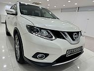 Nissan X-Trail 2.0 CVT 4WD Sunroof 2016 White Rear Entertainment Android